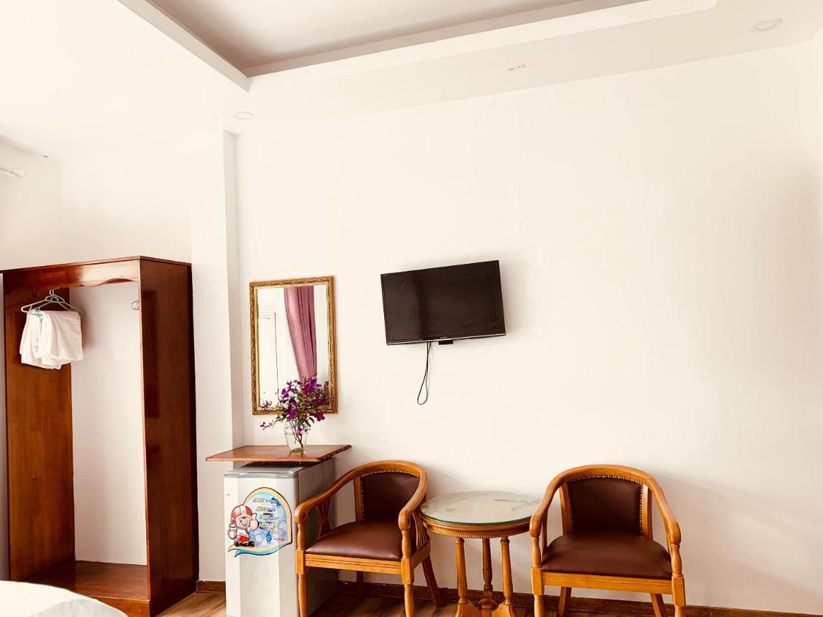 Hotel Khach San Nam Ngoc Đà Lạt Exterior foto