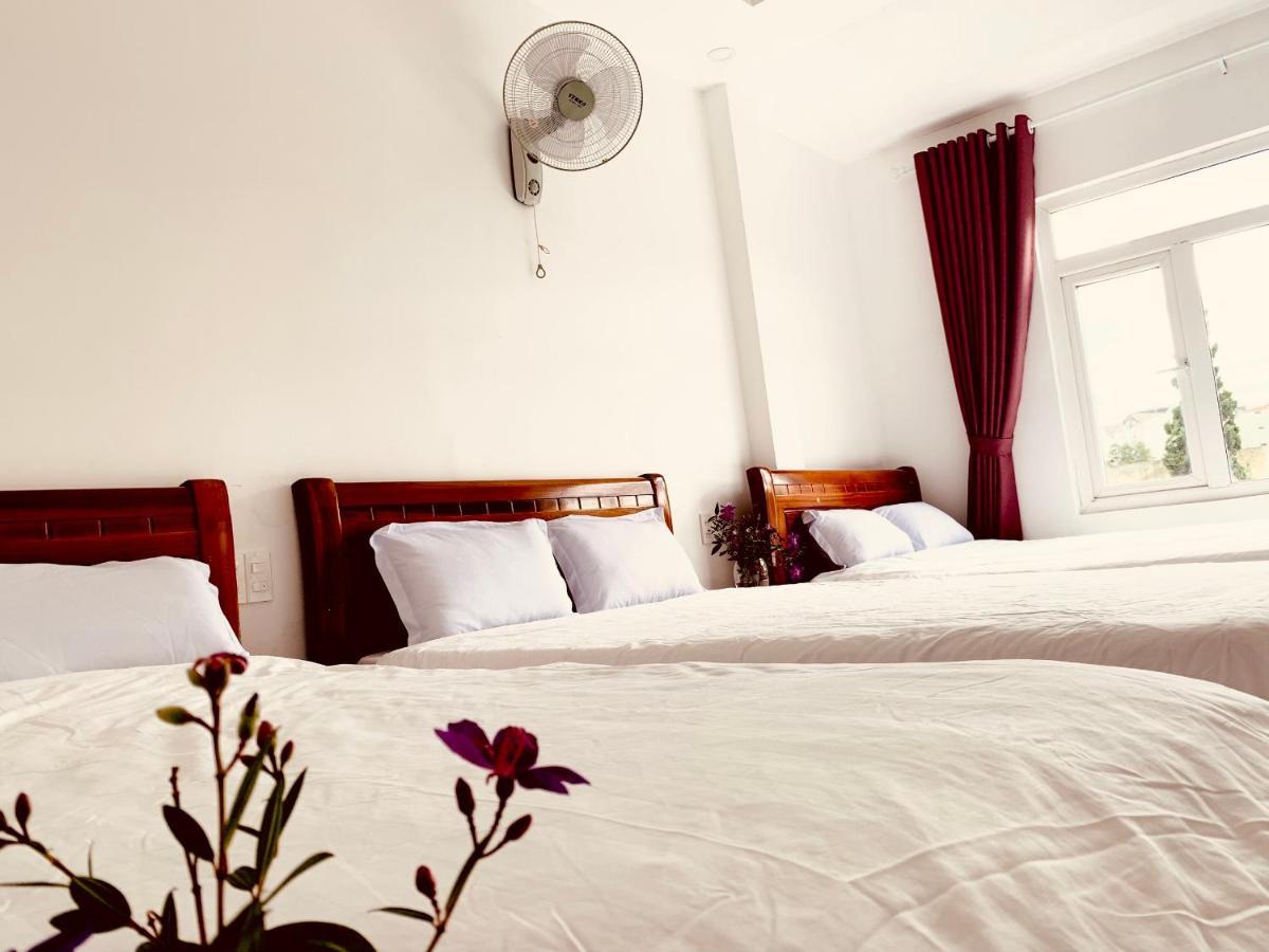 Hotel Khach San Nam Ngoc Đà Lạt Exterior foto